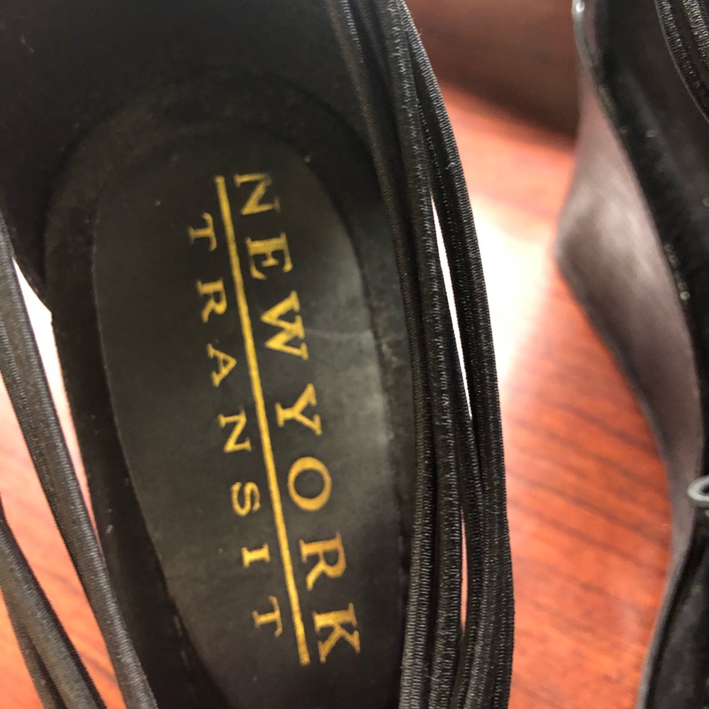 Shoes - Picture 4 of 4